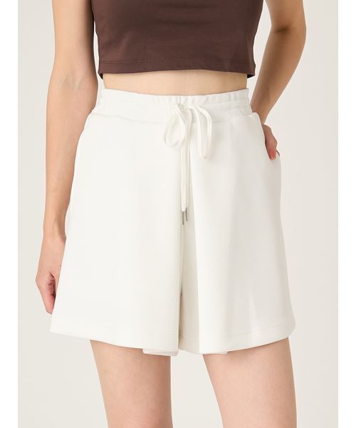 FRAY I.D（フレイアイディー）の「センタータックボックスショートパンツ（その他パンツ・レディース・グレー/ホワイト/ピンク・F）」の8枚目の写真