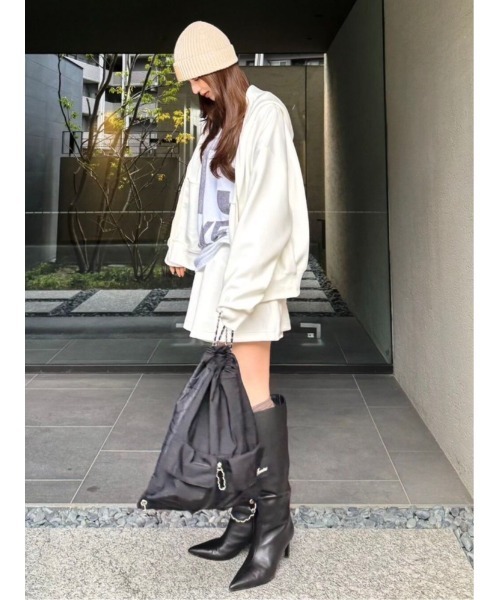 FRAY I.D（フレイアイディー）の「センタータックボックスショートパンツ（その他パンツ・レディース・グレー/ホワイト/ピンク・F）」の4枚目の写真