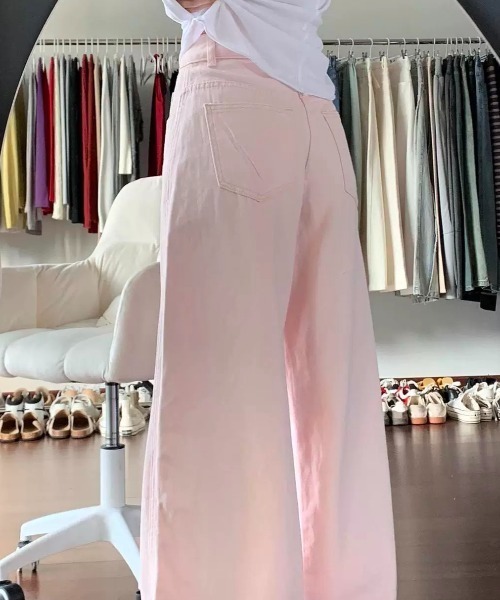 CELENA BEATS（セレナビーツ）の「ハイウエストカラーワイドデニムパンツ（デニムパンツ・レディース・ピンク/ホワイト・L/M/S）」の4枚目の写真