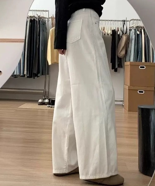 CELENA BEATS（セレナビーツ）の「ハイウエストカラーワイドデニムパンツ（デニムパンツ・レディース・ピンク/ホワイト・L/M/S）」の7枚目の写真