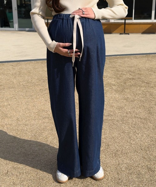 KOBE LETTUCE(コウベレタス)の「イージーワイドデニムパンツ(マタニティウェア/グッズ・レディース・ブラック/ブルー/インディゴブルー/ライトブルー・M/TM/PM)」の4枚目の写真