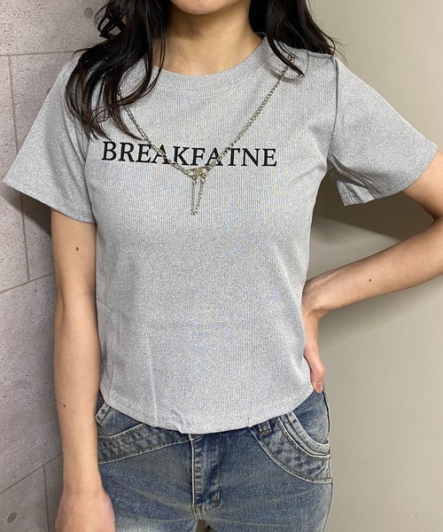 NANEA(ナネア)の「ネックレスセットロゴプリントクロップドTシャツ(Tシャツ/カットソー・レディース・ホワイト/ブラック/グレー・SMALL)」の18枚目の写真