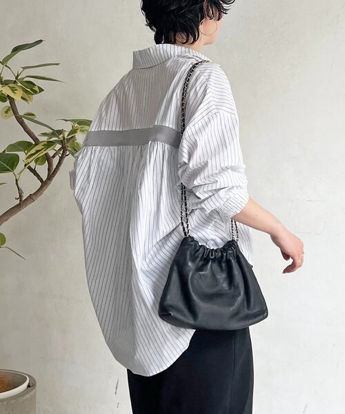 un dix cors（アンディコール）の「バックライン切替シャツ（シャツ/ブラウス・レディース・サックスブルー/ホワイト/ネイビー/オフホワイト・FREE）」の12枚目の写真