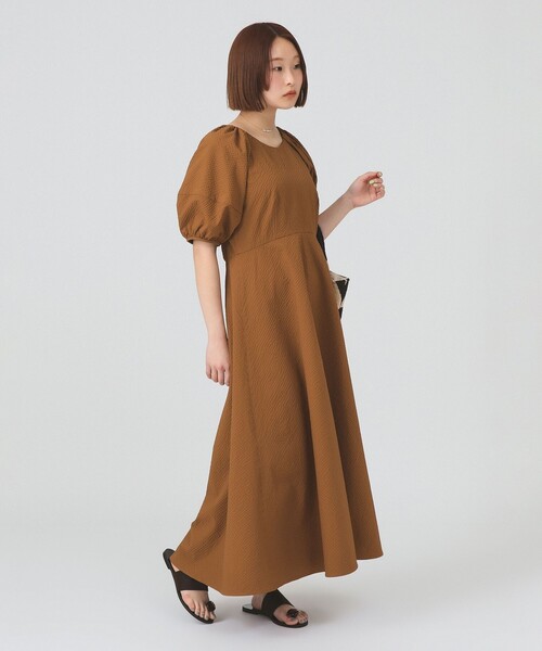 Ray BEAMS(レイビームス)の「サッカー ランタンスリーブ ワンピース(ワンピース・レディース・カーキ/ブラック・0/1)」の9枚目の写真