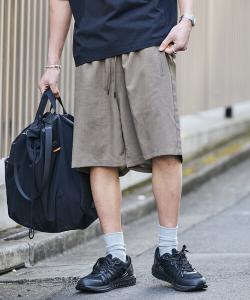 FREAK'S STORE（フリークスストア）の「<UVカット・接触冷感・吸水速乾> AiRide/エアライド ポケッタブル イージーショーツ 短パン ハーフパンツ ショートパンツ 限定展開（その他パンツ・メンズ・チャコールグレー/ベージュ/グレー系その他/ブラック・MEDIUM/SMALL/LARGE）」の22枚目の写真