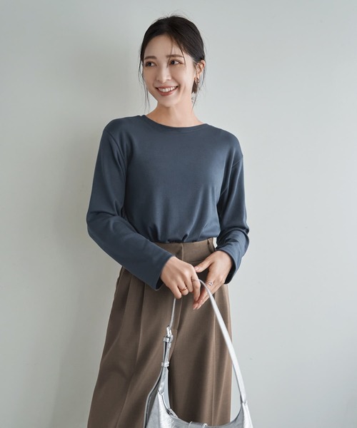 STYLE DELI(スタイルデリ)の「なんかカワイイ長袖シンプルTシャツ(Tシャツ/カットソー・レディース・ダークブルー/クリーム/ホワイト・FREE)」の3枚目の写真