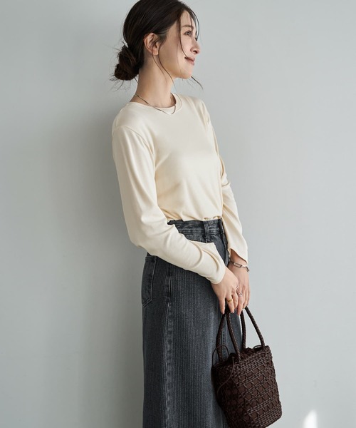 STYLE DELI(スタイルデリ)の「なんかカワイイ長袖シンプルTシャツ(Tシャツ/カットソー・レディース・ダークブルー/クリーム/ホワイト・FREE)」の13枚目の写真