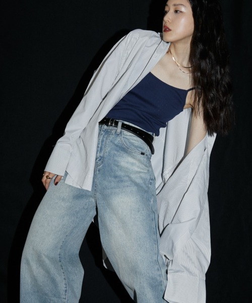 VION（ヴィオン）の「Straight Denim Pants / ストレートデニムパンツ（デニムパンツ・レディース・ブルー・S/M）」の3枚目の写真
