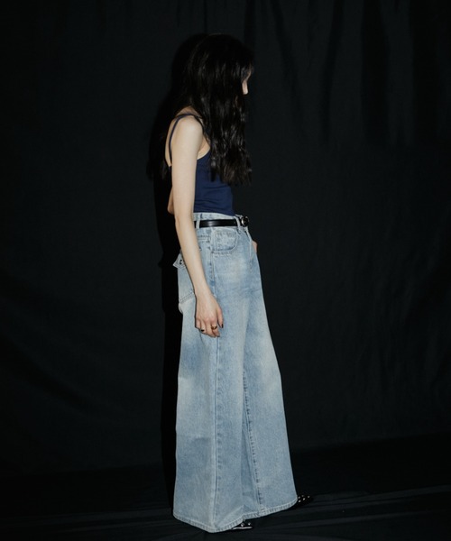 VION（ヴィオン）の「Straight Denim Pants / ストレートデニムパンツ（デニムパンツ・レディース・ブルー・S/M）」の8枚目の写真
