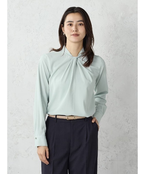 Perfect Suit FActory(パーフェクトスーツファクトリー)の「タックボウタイブラウス オフホワイト/グリーン/ネイビー(Tシャツ/カットソー・レディース・ライトグリーン/ネイビー/オフホワイト・M/S/L)」の21枚目の写真