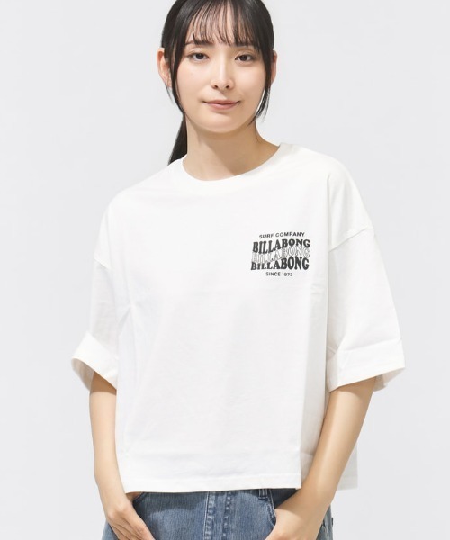BILLABONG(ビラボン)の「【別注】ビラボン BILLABONG アウトドアカジュアル 半袖Tシャツ LOOSE CROPPED TEE ALPNE 限定コラボ(Tシャツ/カットソー・レディース・ダークグレー/アイボリー/ブルー・M/L)」の10枚目の写真