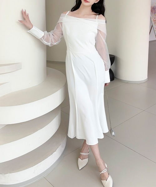 Jasmine Grandiflorum(ジャスミングランディフローラム)の「【Jasmine】オフショルチュールドッキングマーメイドワンピース (SS)(ワンピース・レディース・ホワイト/ブラック・M/S)」の3枚目の写真