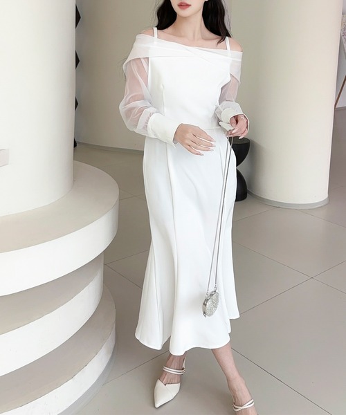 Jasmine Grandiflorum(ジャスミングランディフローラム)の「【Jasmine】オフショルチュールドッキングマーメイドワンピース (SS)(ワンピース・レディース・ホワイト/ブラック・M/S)」の6枚目の写真