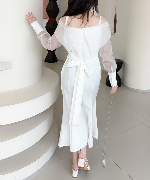 Jasmine Grandiflorum(ジャスミングランディフローラム)の「【Jasmine】オフショルチュールドッキングマーメイドワンピース (SS)(ワンピース・レディース・ホワイト/ブラック・M/S)」の7枚目の写真