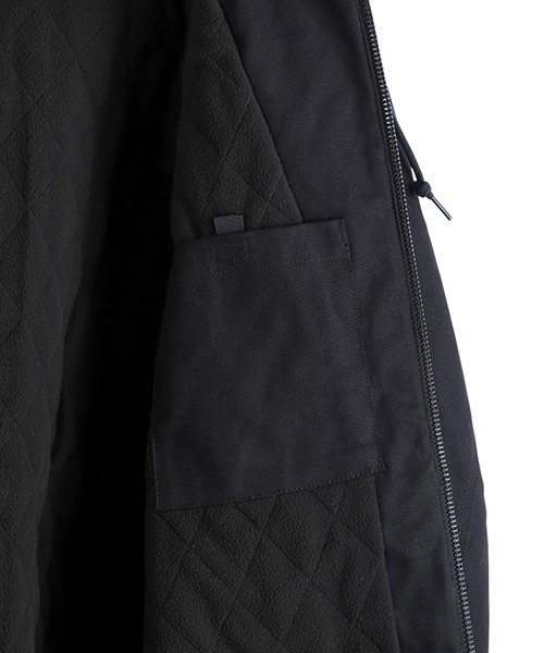 Carhartt WIP（カーハートダブリューアイピー）の「Carhartt WIP / カーハート ワークインプログレス：ACTIVE JACKET：I023083[WAX]（その他アウター・メンズ・ブラック/ブラウン・M/S/L）」の5枚目の写真