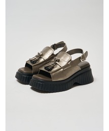 Bella lume（ベッラルーメ）の「【NK】【it】【Bella Lume(ベッラルーメ)】タッセルローファーサンダル（ローファー）」