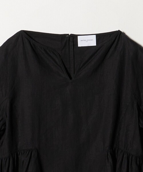 UNITED ARROWS(ユナイテッドアローズ)の「リネン スキッパー ペプラム ブラウス ‐ウォッシャブル‐(シャツ/ブラウス・レディース・ホワイト/ダークブラウン/ブラック・36/38)」の12枚目の写真