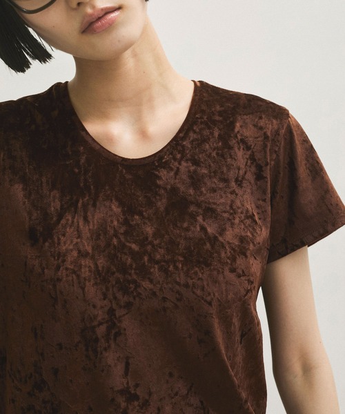 ADAM ET ROPE'(アダムエロペ)の「クラッシュベロアTEE(Tシャツ/カットソー・レディース・ブルー系その他6/オフホワイト/ブラウン系その他3/ネイビー・FREE)」の13枚目の写真