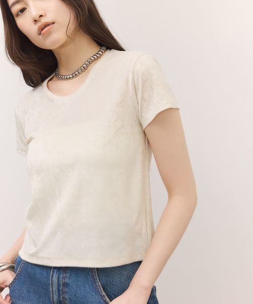 ADAM ET ROPE'(アダムエロペ)の「クラッシュベロアTEE(Tシャツ/カットソー・レディース・ブルー系その他6/オフホワイト/ブラウン系その他3/ネイビー・FREE)」の15枚目の写真