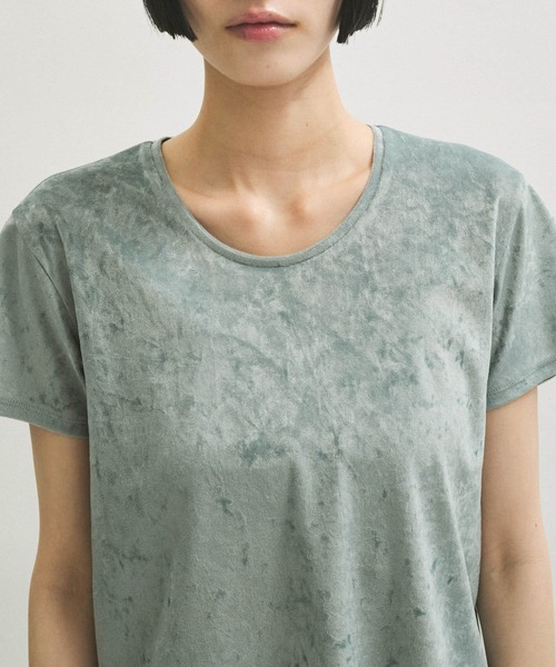 ADAM ET ROPE'(アダムエロペ)の「クラッシュベロアTEE(Tシャツ/カットソー・レディース・ブルー系その他6/オフホワイト/ブラウン系その他3/ネイビー・FREE)」の22枚目の写真
