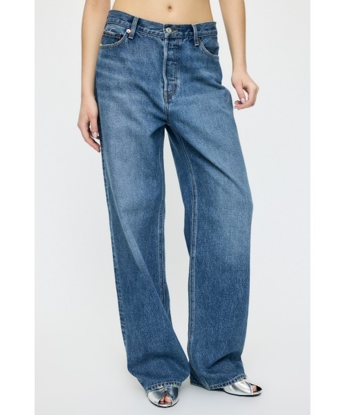 MOUSSY(マウジー)の「LOW SLUNG STRAIGHT(デニムパンツ・レディース・ライトブルー/ブルー・0/1/2)」の6枚目の写真