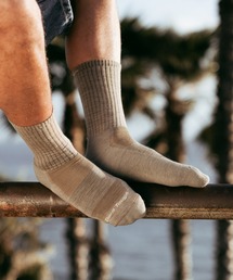 DARN TOUGH VERMONT（ダーンタフバーモント）の「DARN TOUGH/ダーンタフ 1657 スタンダード クルー ライトウェイト クッション（ソックス/靴下）」