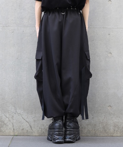 REZEN(リゼン)の「カーゴボンタンバルーンパンツ(その他パンツ・メンズ・ブラック・SMALL/LARGE/MEDIUM)」の3枚目の写真