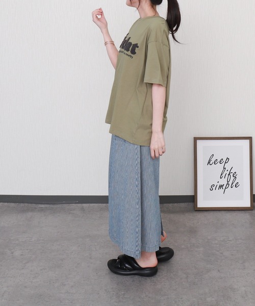 libelle more（リベル モア）の「USAコットンビッグシルエットもこもこロゴTシャツ【接触冷感】（Tシャツ/カットソー・レディース・チャコールグレー/ブラック/オフホワイト/ライトカーキ・M/L）」の15枚目の写真
