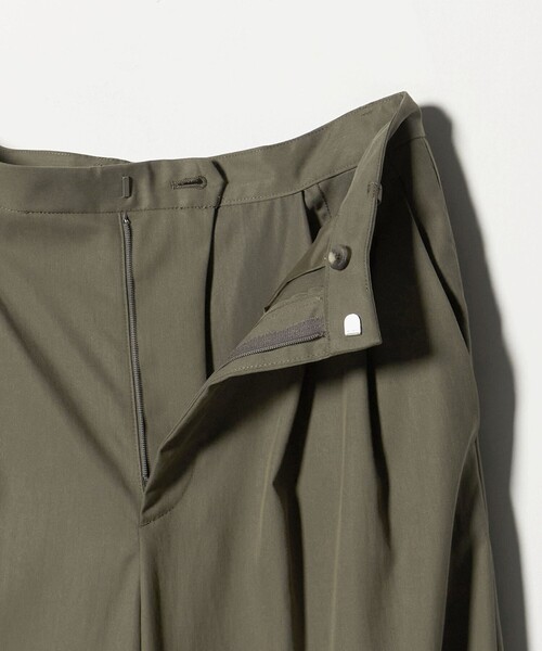 BEAUTY&YOUTH UNITED ARROWS（ビューティーアンドユースユナイテッドアローズ）の「セルロースナイロン バックラップ パンツ（その他パンツ・レディース・ブラック/オフホワイト/オリーブ・XS/M/S）」の15枚目の写真