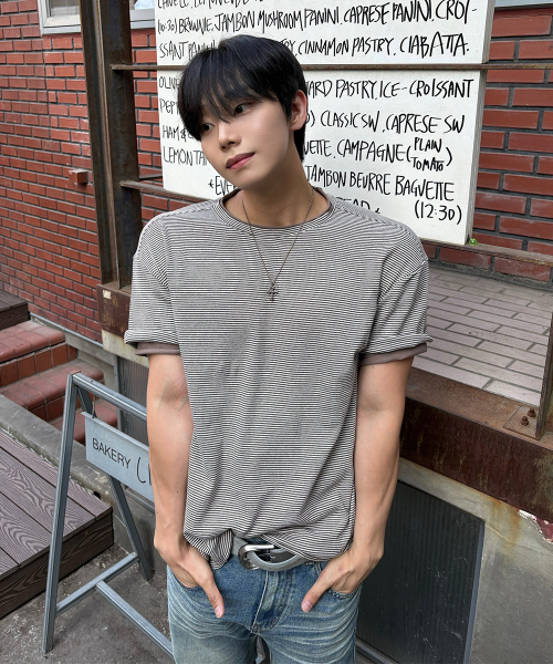 MAISON MINED(メゾンミネド)の「STRIPE LAYERED HALF T BROWN(Tシャツ/カットソー・メンズ・その他・SMALL/MEDIUM/LARGE)」の21枚目の写真
