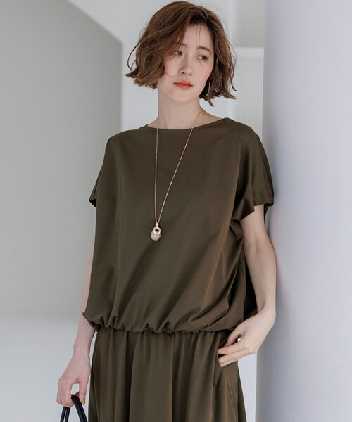 23区（ニジュウサンク）の「シルキータッチ ドロスト カットソー（Tシャツ/カットソー・レディース・ネイビー系/グレー系/ベージュ系/ホワイト系/パイングリーン系/ピンク系/カーキ系/ダルブルー系/ブラック系・38）」の5枚目の写真
