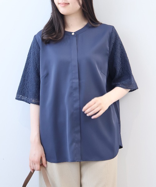 fleur by mint breeze(フルールバイミントブリーズ)の「【L~5L 大きいサイズ】レーススリーブバンドカラーブラウス(シャツ/ブラウス・レディース・ネイビー/ブルー/オフホワイト・LL/3L/4L/5L/L)」の2枚目の写真