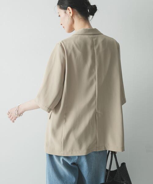 URBAN RESEARCH（アーバンリサーチ）の「『UR TECH DRYLUXE』ハーフスリーブジャケット（その他アウター・レディース・ベージュ/ブラック・FREE）」の7枚目の写真