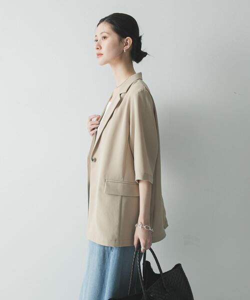 URBAN RESEARCH（アーバンリサーチ）の「『UR TECH DRYLUXE』ハーフスリーブジャケット（その他アウター・レディース・ベージュ/ブラック・FREE）」の8枚目の写真