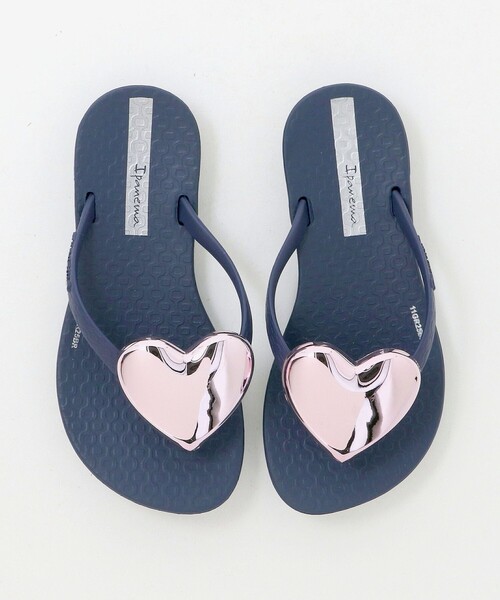 IPANEMA(イパネマ)の「<Ipanema>ハート サンダル / キッズ 17cm-22cm(サンダル・キッズ・ネイビー/ブラック/ライトピンク・18cm/22cm/17cm/21cm/19.5cm)」の3枚目の写真