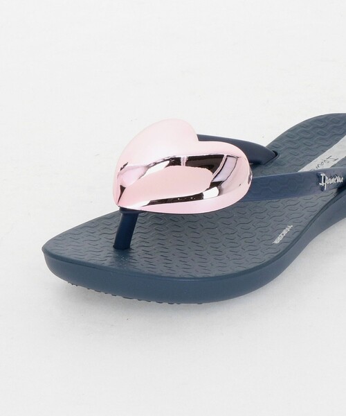 IPANEMA(イパネマ)の「<Ipanema>ハート サンダル / キッズ 17cm-22cm(サンダル・キッズ・ネイビー/ブラック/ライトピンク・18cm/22cm/17cm/21cm/19.5cm)」の8枚目の写真