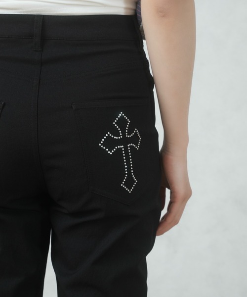 FCMM(エフシーエムエム)の「STUD FLARE PANTS/スタッズフレアパンツ(その他パンツ・レディース・グレー/ブラック・SMALL/MEDIUM)」の1枚目の写真