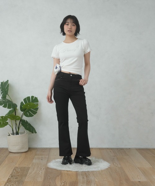 FCMM(エフシーエムエム)の「STUD FLARE PANTS/スタッズフレアパンツ(その他パンツ・レディース・グレー/ブラック・SMALL/MEDIUM)」の11枚目の写真