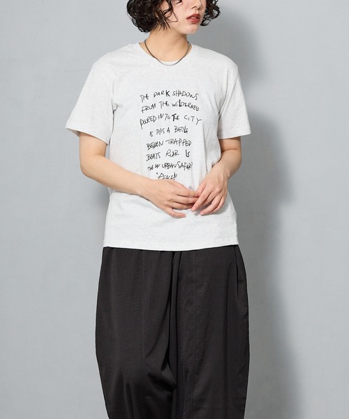 aremoi(アレモイ)の「手書き風メッセージグラフィック 半袖Tシャツ(Tシャツ/カットソー・レディース・ライトグレー・SMALL/MEDIUM/LARGE)」の17枚目の写真