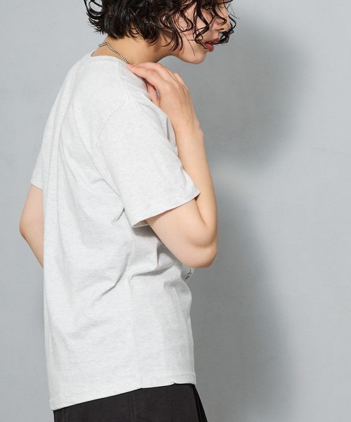 aremoi(アレモイ)の「手書き風メッセージグラフィック 半袖Tシャツ(Tシャツ/カットソー・レディース・ライトグレー・SMALL/MEDIUM/LARGE)」の19枚目の写真