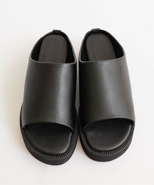 Fabby fabby(ファビィーファビィー)の「4.2cm厚底プラットフォームサンダル(サンダル・レディース・ブラウン/ブラック系その他/ブラック・SMALL/MEDIUM/LARGE)」の5枚目の写真