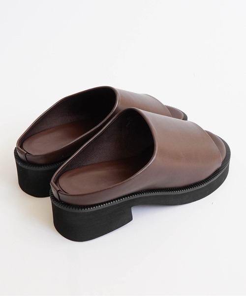 Fabby fabby(ファビィーファビィー)の「4.2cm厚底プラットフォームサンダル(サンダル・レディース・ブラウン/ブラック系その他/ブラック・SMALL/MEDIUM/LARGE)」の10枚目の写真