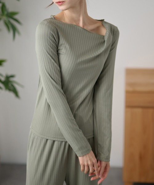 DAYRA(デイラ)の「ドレープネック アシンメトリー 長袖 リブ トップス(Tシャツ/カットソー・レディース・チャコールグレー/グリーン/ブラック・FREE/S)」の10枚目の写真