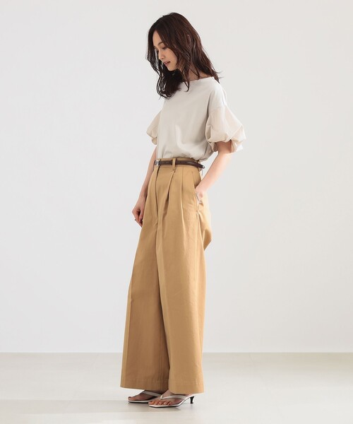 Demi-Luxe BEAMS(デミルクス ビームス)の「タフタ バルーン スリーブ プルオーバー(Tシャツ/カットソー・レディース・グリーン系その他5/ネイビー/ベージュ・ONE SIZE)」の5枚目の写真