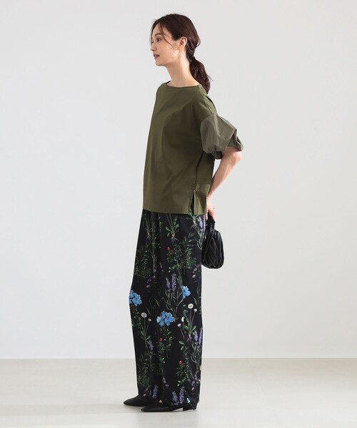 Demi-Luxe BEAMS(デミルクス ビームス)の「タフタ バルーン スリーブ プルオーバー(Tシャツ/カットソー・レディース・グリーン系その他5/ネイビー/ベージュ・ONE SIZE)」の10枚目の写真