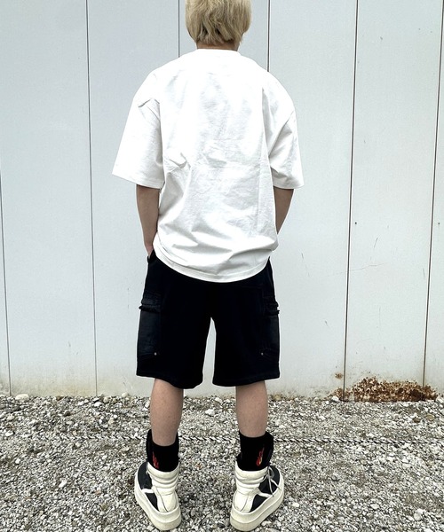 BAYBLO（ベイブロ）の「(RM)【COMPLETE】コットン100% 天竺 刺繍 プリント デザイン クルーネックTシャツ（Tシャツ/カットソー・メンズ・ブラック系1/ホワイト系1・FREE）」の4枚目の写真