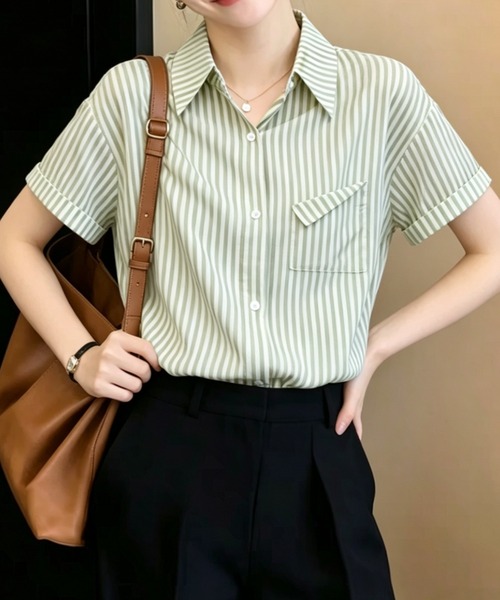 LUCPY（ラクピー）の「ストライプ半袖シャツブラウス（シャツ/ブラウス・レディース・グリーン・MEDIUM/LARGE/X-LARGE/SMALL）」の3枚目の写真