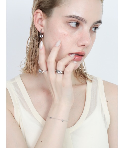 Bilan(ビラン)の「( 金属アレルギー軽減 サージカルステンレス ) ハートドロップピアス / 【BILAN】 Heart Drop Pierce(ピアス(両耳用)・レディース・シルバー/ゴールド/マルチ・FREE)」の7枚目の写真