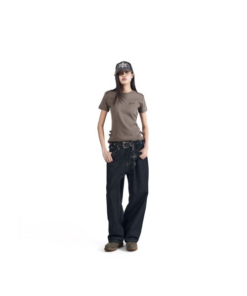AAKAM(アーカム)の「CROS2 Patch Denim Pants (Black)(デニムパンツ・レディース・その他・1/2)」の15枚目の写真