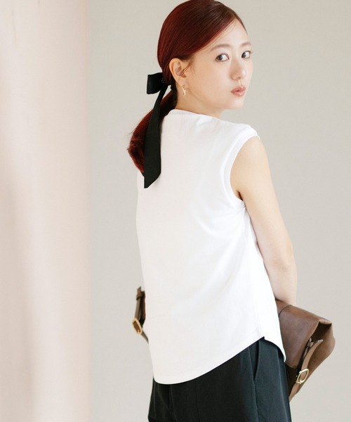 coca(coca)(コカ)の「【伊藤千晃様着用】接触冷感ノースリーブTシャツ(Tシャツ/カットソー・レディース・ブラック/ホワイト・L/S/M)」の4枚目の写真